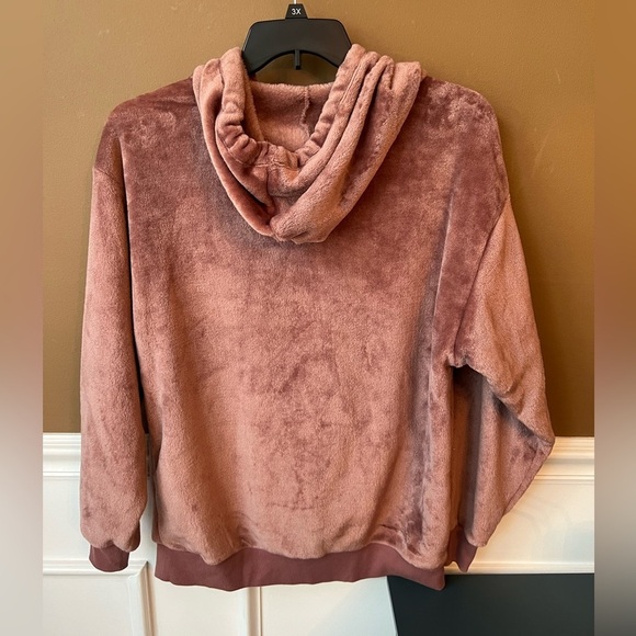 Colsie Plush Pink Hoodie Cozy Warm Loungewear Sweatshirt Size L - Picture 3 of 3